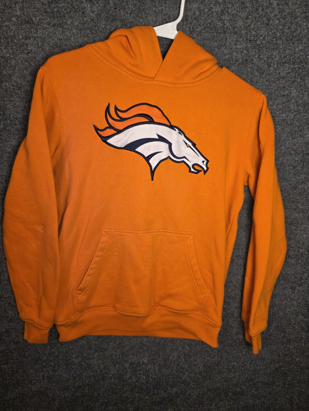 NFL Denver Broncos Pullover Hoodie Orange Embroidered Logo Sweatshirt Youth L